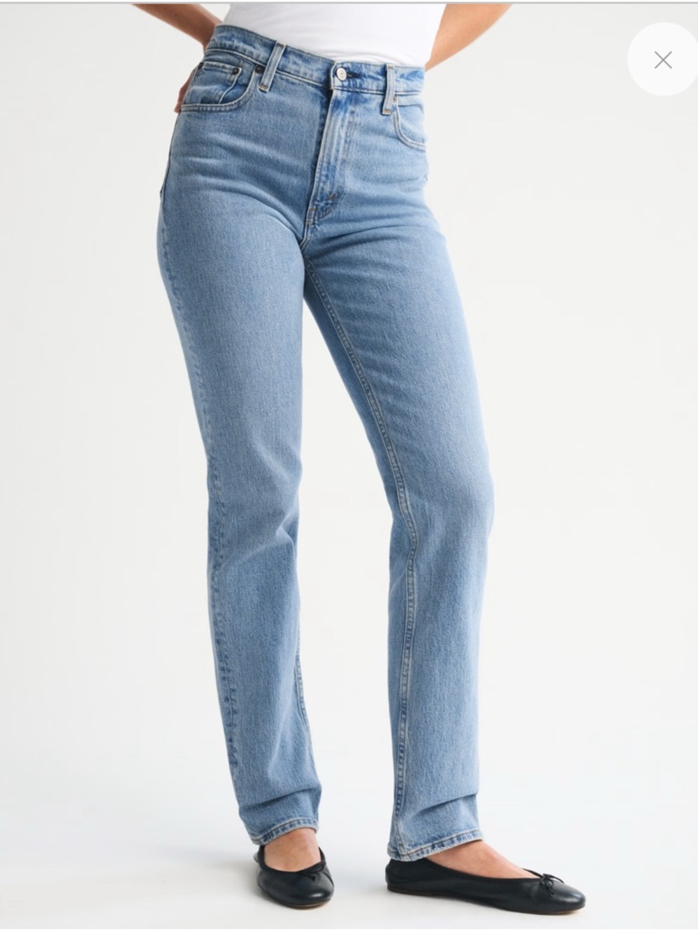 Abercrombie and fitch 90’s straight ultra high rise jeans 28R